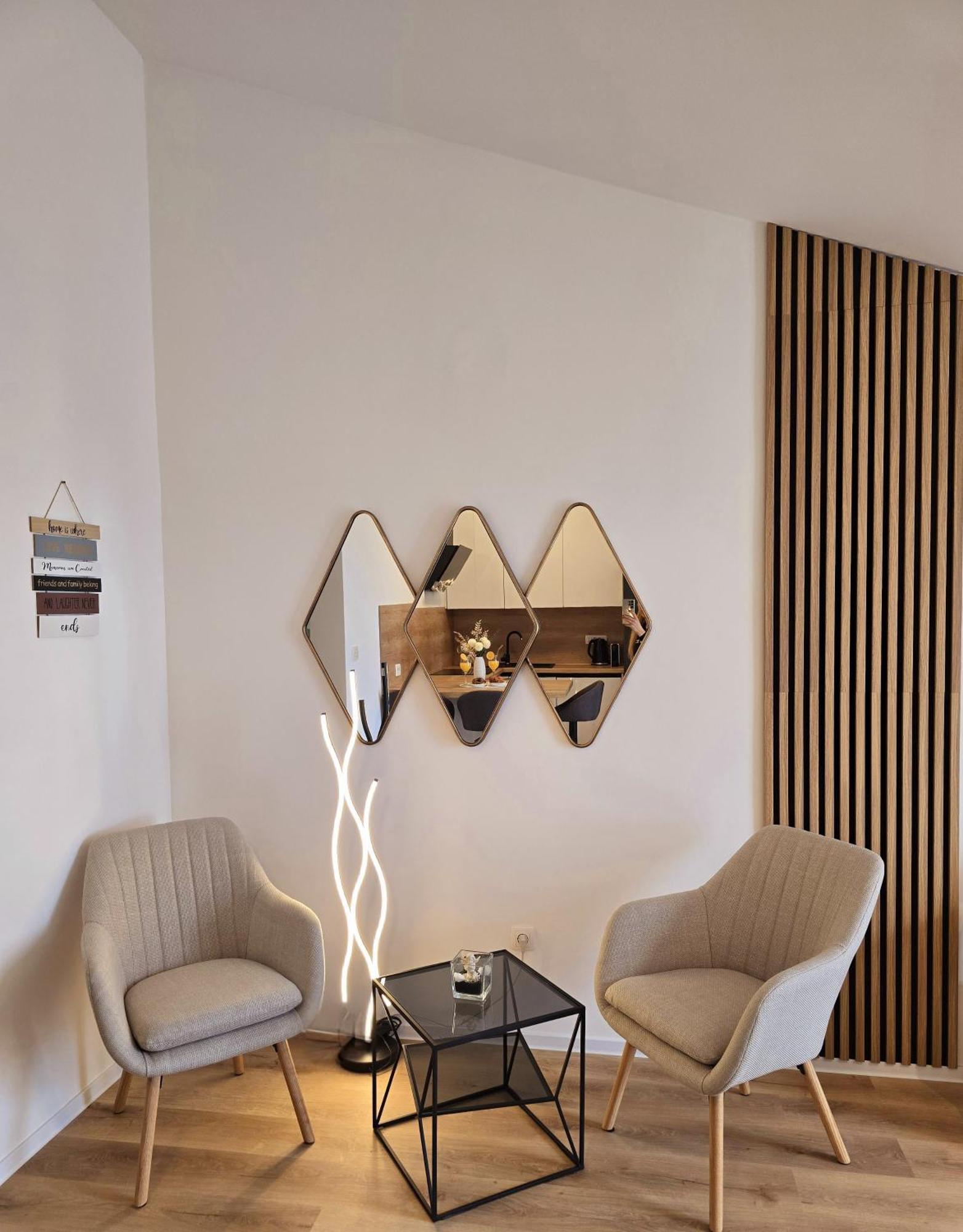 פודסטראנה Villa Matanovi Dvori מראה חיצוני תמונה